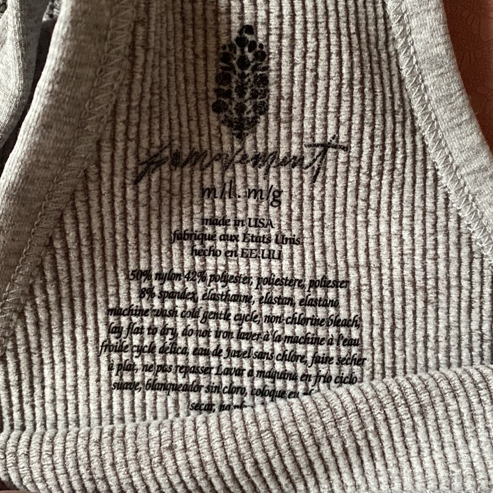 Free People Happiness Runs Crop Top NEW - Picture 6 of 6